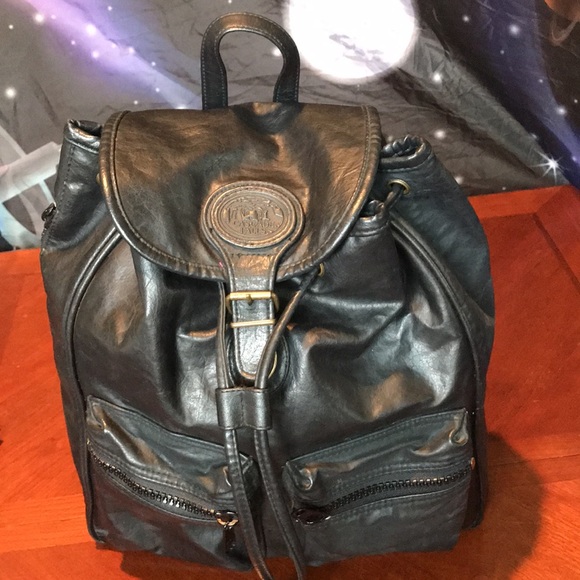 Cascade Falls Tandem black leather backpack - Picture 12 of 16